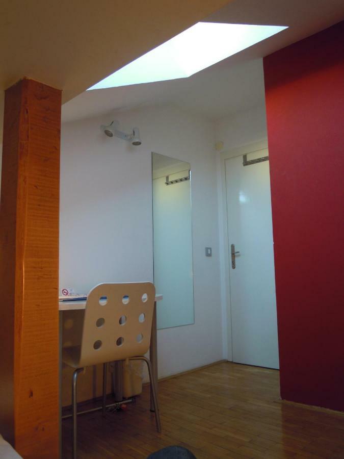 Rainbow Rooms Liubliana Habitación foto